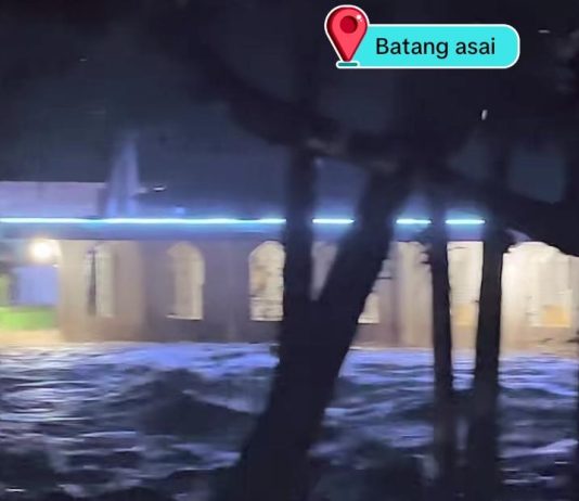 Diguyur Hujan hingga Sore, Desa Simpang Narso Terendam Banjir